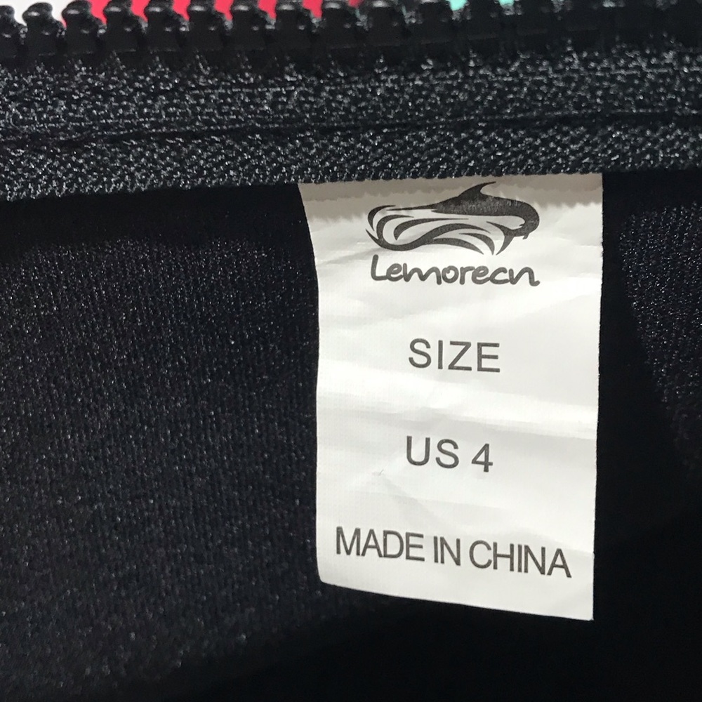 Colorblock wetsuit top - Picture 12 of 15